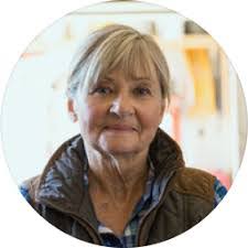 Christine Sever's Instagram, Twitter & Facebook