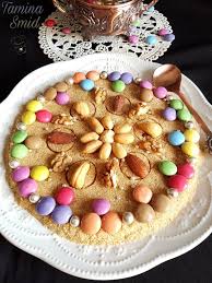 Notre Fameuse Tamina Algerienne Tamina A La Semoule Recette Detaillee Sur Mon Blog Http Www Gourman Gateau Oriental Facile Gateaux Et Desserts Alimentation