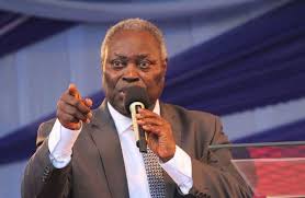 Different hastags like #justicefordondavis #deeperlifehighschool and pastor kumuyi don begin dey trend for facebook and twitter. Pastor Kumuyi Of Deeper Life Church Holds Crusade Despite Govt Ban Over Coronavirus