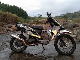 Motor x ride modif touring memberikan sentuhan modifikasi sebagai inpirasi terbaik kendaraan saat ini. Modifikasi Motor Yamaha X Ride 2014 Hadiah Ultah Dari Istri Tercinta Motorplus