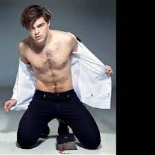 Check spelling or type a new query. A Peter Lanzani No Le Importa Si A Su Novia Tini Le Molestan Sus Desnudos El Diario De Carlos Paz