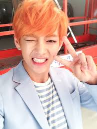 Bts Taehyung V Sign Taehyung Selca V Hair Taehyung Ver mas ideas sobre kim taehyung, taehyung, pelo rojo. bts taehyung v sign taehyung selca v