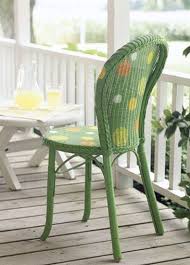 Wicker Chair Decoration With Paint And Stencils Painted Furniture Painting Furniture Diy Painting Wicker Furniture