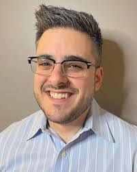 Daniel Grinberg's Instagram, Twitter & Facebook