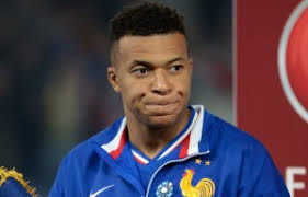 Rangers flop Joe Dodoo labelled 'phenomenal' by Blackpool boss Terry  McPhillips