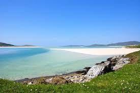Luskentyre Beach Not Many Beaches In Britain Boast Proper White Sand But Luskentyre On The Isle Of Harris Does Scotland Beach Isle Of Harris Scotland Travel