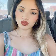 Eileen Vasquez's Instagram, Twitter & Facebook