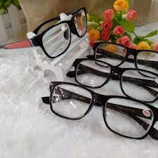 Kat sini korang boleh dapat cermin yang changeable colour tu dengan harga rm100. Cermin Mata Untuk Rabun Jauh Shopee Malaysia