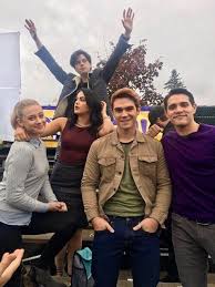 They Make Me Happy Riverdale Riverdale Cast Riverdale Archie