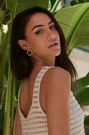 Libby Shell's Instagram, Twitter & Facebook