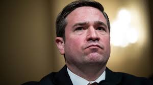 Missouri El fiscal general presenta una demanda contra la administración de  Biden por volar supuestamente con inmigrantes ilegales al estado