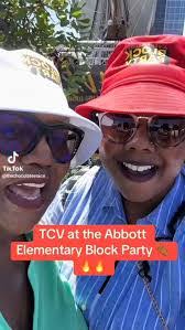 Kim Burse's Instagram, Twitter & Facebook