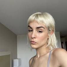 Pin de Malia Murphy en hairstyles i want