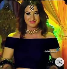 Pin By تاره On اجمل صور اروهى وتاره Attitude Quotes For Girls Indian Actresses Indian Gowns Dresses