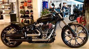 New 2018 Harley Davidson Breakout 114cui Customized By Arni Harley In Switzerland Y Harley Davidson Roadster Harley Davidson Painting Harley Davidson Helmets