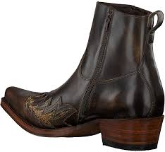Cowboystiefel 2 points 3 points 4 points 29 days ago. Braune Sendra Cowboystiefel 12185p Omoda