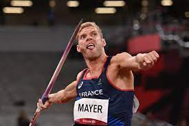 Mayer himself played tennis, rugby and handball and although he was accomplished in all fields and enjoyed the competition, he grew bored at the repetitive nature of the training. Cewkclpivrc4gm