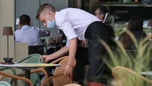 Da oggi mercoledì 19 maggio il coprifuoco slitterà alle 23 permettendo ai lombardi di restare fuori casa un'ora in più anche per motivi non strettamente legati alla salute e al lavoro. M7mprquy Wvftm