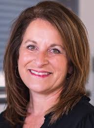 Julie Mccomb's Instagram, Twitter & Facebook