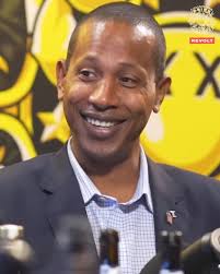 Shyne is outside!!!" #Shyne plays 'Quicktime With Slime' and keeps it real  when asked to pick between... Run D.M.C or The Lox U.S.A or Belize Bad Boy  or Def Jam Mase or