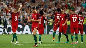 Francia en vivo, el gran duelo de este domingo, el partidazo que le pondrá fin a la eurocopa 2016 en vivo, lesión de cristiano ronaldo en la final de la euro 2016, un encuentro que mueve masas en todo el mundo. Alemania Francia Y Portugal En Grupo De La Muerte De Eurocopa Europa Al Dia Dw 30 11 2019