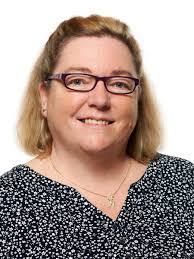 Yvonne Lemke's Instagram, Twitter & Facebook