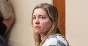 Jodi Hildebrandt pleads guilty to 4 counts of child abuse