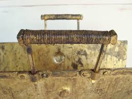 Porte Revues Ancien Fer Forge Gothique Fer Dore Chateau Etsy French Vintage Stuff To Buy Magazine Stand