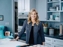 Music Superstar And Cookbook Author Trisha Yearwood Teaches Her Family Inspired Recipes On Trisha Grape Salad Grape Salad Trisha Yearwood Food Network Recipes