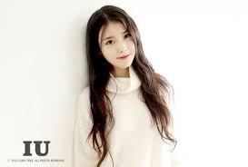 Iu Profile And Facts Iu S Ideal Type Beauty Grunge Hair Hairstyles With Bangs