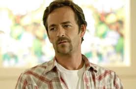 Reid et jj, retour, nouveau personnage. Esprits Criminels Un Mechant Du Passe Va Faire Son Retour Pour La 300e