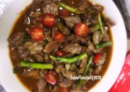 Potongan daging sapi yang dipanggang jelas memiliki rasa yang lezat menggoda. Resep Daging Sapi Blackpaper Oleh Febie Floralies Cookpad