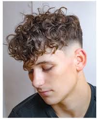 Visualizza altre idee su uomini di capelli ricci, capelli, capelli ricci. Permanente Uomo Gli Hairstyles Da Provare E Le Domande Frequenti