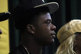 High school football recruiting: Signing photos, Davaughn Patterson, Ed  White