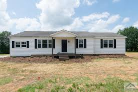 See 1,002 results for farm houses for rent at the best prices, with the cheapest rental property starting from £80. 243 Mitchell Farm Rd Colbert Ga 30628 House For Rent In Colbert Ga Apartments Com