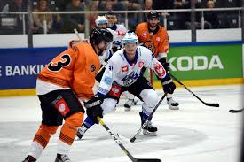 Carl reinhold klingberg and 4 others; Zug Win Third Game Of The Season And Secure Place In Playoffs