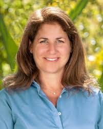 Kali Baird's Instagram, Twitter & Facebook