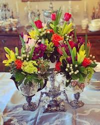 Send flowers to topeka, ks using our network of local florists & flower shops. Porterfield S Flowers And Gifts 3101 Sw Huntoon St Topeka Ks Florists Mapquest