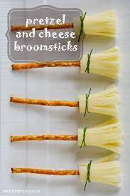 33 Cheap And Easy Ways To Throw An Epic Harry Potter Halloween Party Harry Potter Halloween Party Halloween Food For Party Halloween Snacks
