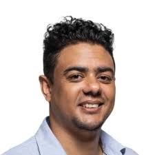 Tyler Hakes 🍋 posted