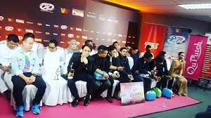 Sebanyak 12 buah lagu telah diumumkan layak ke anugerah juara lagu 31 setelah berentap di pentas separuh akhir muzik muzik 31. Dari Jari Jari Halusku Anugerah Juara Lagu 2016