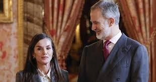 Los secretos de la Escalera Principal del Palacio Real de Madrid: de su historia más desconocida que señala a los Reyes Felipe y Letizia a la polémica cortesana