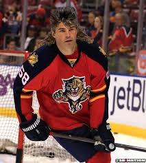 Born 15 february 1972) is a czech professional ice hockey right winger for and the owner of hc kladno of the czech extraliga (elh), and at 33 seasons as of 2021, has played the most seasons in professional hockey history. Jaromir Jagr Is Growing His Mullet Again Sbnation Com