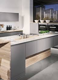 Graue Kuche Die 6 Schonsten Ideen Und Bilder Kuchenfinder Graue Kuche Graue Kuchen Moderne Kuche