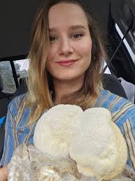 Happy Thanksgiving! I am taking my Fungi Farm lion's mane block to family  Thanksgiving! 🍄✨️🦃