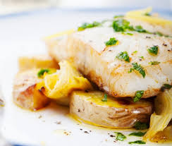 Cuando estén doradas, vierte un vaso de agua. Receta De Bacalao Al Horno Con Verduras Unareceta Com