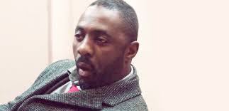 Rien de plus normal puisqu'il s'agit d'une adaptation française de la série britannique portée par idris elba. Luther Une Version Francaise Sur Tf1 Decouvrez Qui Remplace Idris Elba