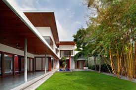 Of course, these are mostly things that you are going to find in a traditional indian home. 10 Mesmerizing Indian Home Exterior Designs That You Must See