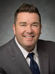 Jody Crowe's Instagram, Twitter & Facebook