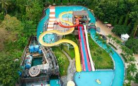 Harga tiket masuk pantai boom. Woter Boom Colo Tiket Masuk Hari Sabtu Harga Tiket Masuk Waterboom Lippo Cikarang Februari 2021 Wisatakaka Selain Itu Harga Terbaru Dan Terkini